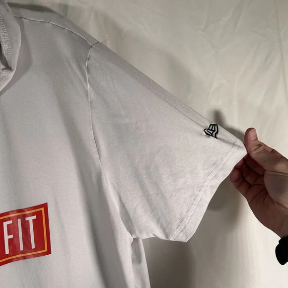 Chiefs Fit Hoodie Men's Large Grey Short Sleeve Lightweight - Picture 7 of 11